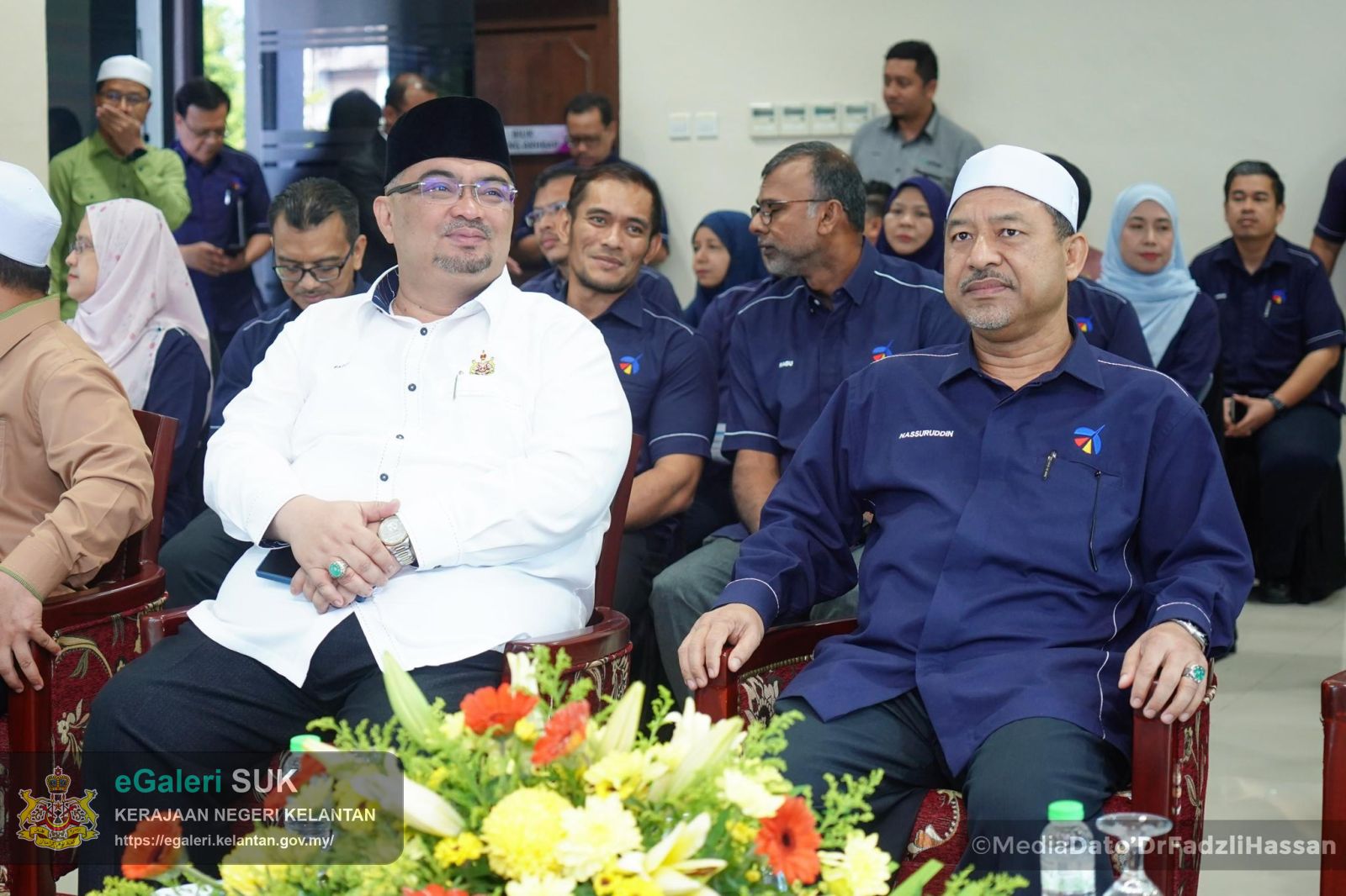 majlis-menandatangani-dokumen-kerjasama-bagi-projek-inisiatif-pendapatan-rakyat-usahawan-tani-iprintan-di-kg-bechah-kemuning-machang-4.jpg