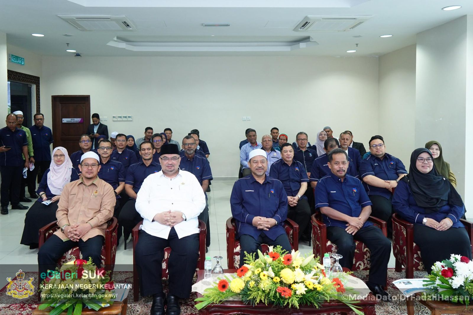 majlis-menandatangani-dokumen-kerjasama-bagi-projek-inisiatif-pendapatan-rakyat-usahawan-tani-iprintan-di-kg-bechah-kemuning-machang-5.jpg