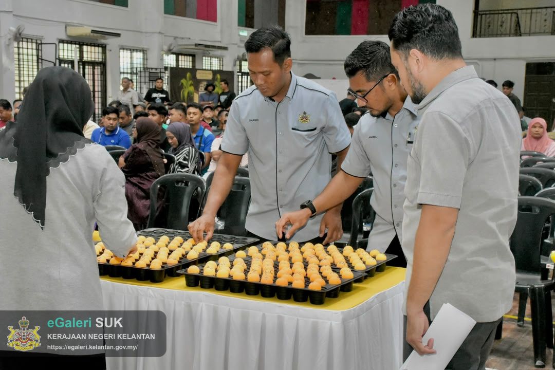 majlis-pengundian-kerjakerja-penyelenggaraan-jalan-marris-pejabat-tanah-dan-jajahan-pasir-puteh-bil-2026-32.jpg