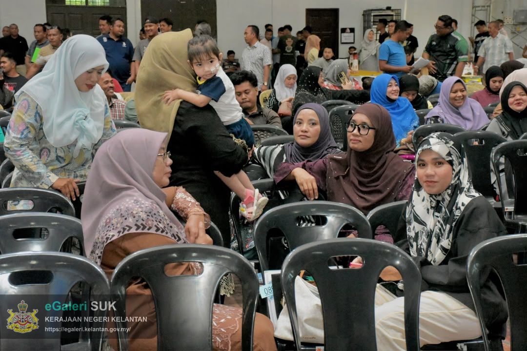 majlis-pengundian-kerjakerja-penyelenggaraan-jalan-marris-pejabat-tanah-dan-jajahan-pasir-puteh-bil-2026-34.jpg