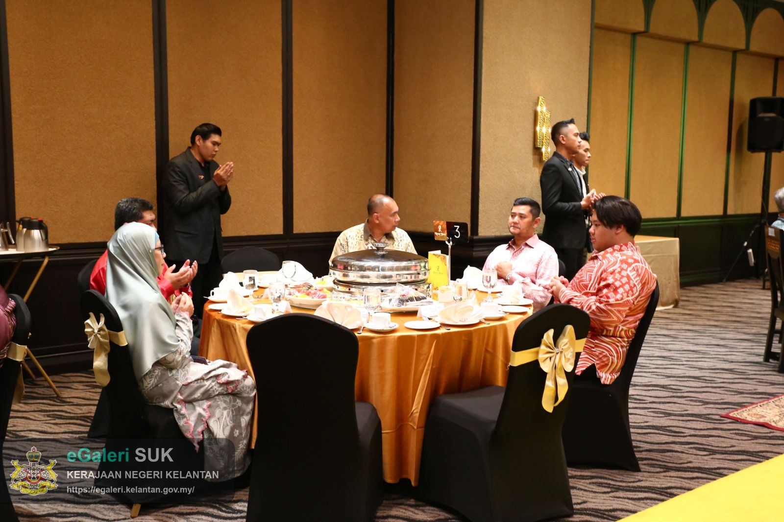 majlis-pengurniaan-sumbangan-tabung-save-palestine-kepada-humanitarian-care-malaysia-mycare-disempurnakan-oleh-yang-maha-mulia-pemangku-raja-kelantan-2.jpeg