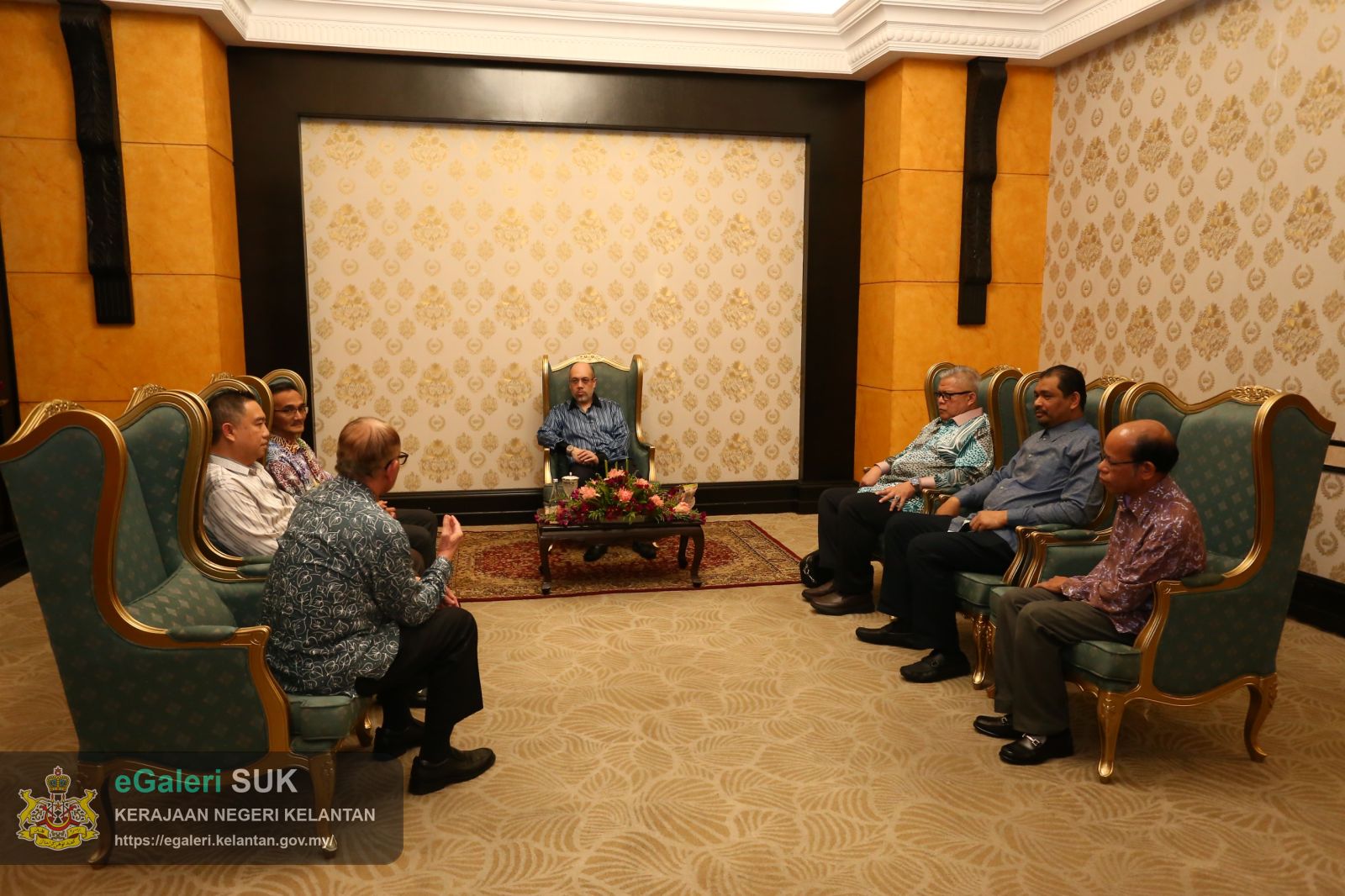 majlis-pengurniaan-sumbangan-tabung-save-palestine-kepada-humanitarian-care-malaysia-mycare-disempurnakan-oleh-yang-maha-mulia-pemangku-raja-kelantan-30.jpeg
