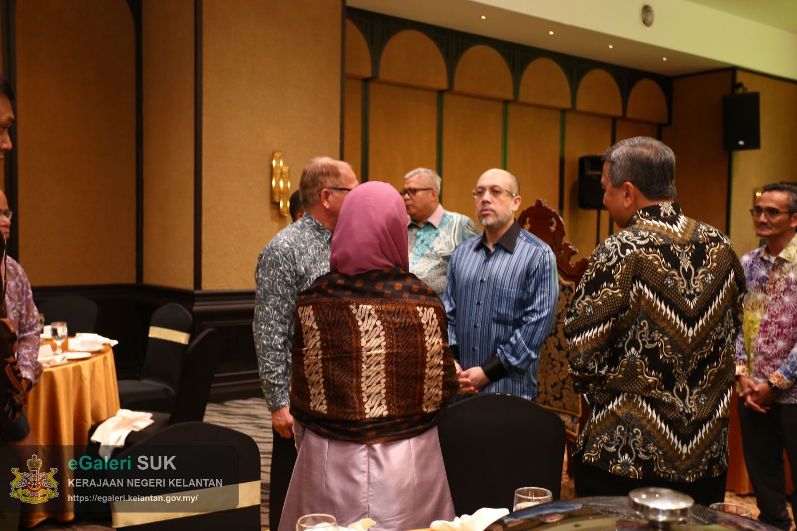 majlis-pengurniaan-sumbangan-tabung-save-palestine-kepada-humanitarian-care-malaysia-mycare-disempurnakan-oleh-yang-maha-mulia-pemangku-raja-kelantan-37.jpeg