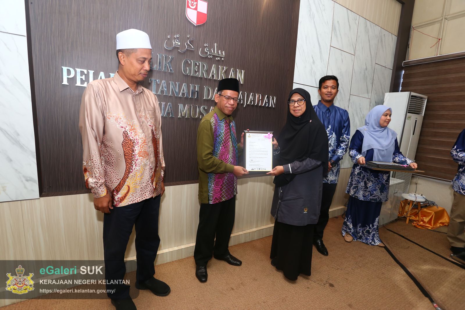 majlis-penyampaian-watikah-pelantikan-penghulu-bagi-jajahan-gua-musang-tahun-2026-25.JPG