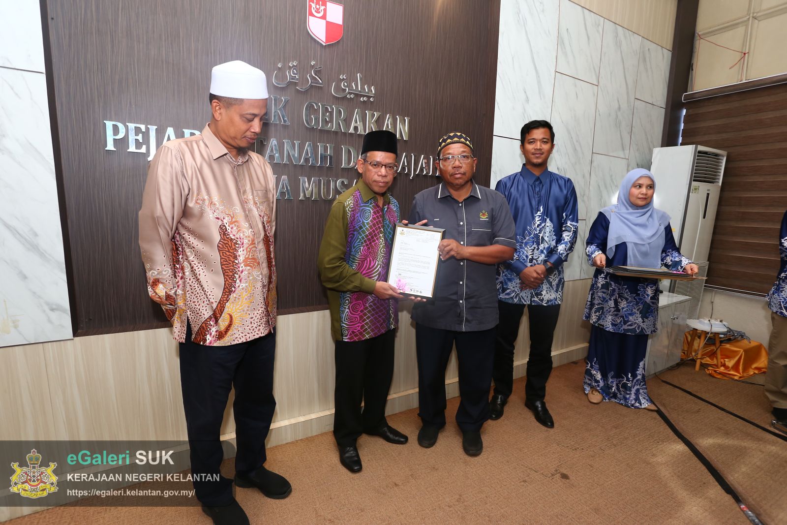 majlis-penyampaian-watikah-pelantikan-penghulu-bagi-jajahan-gua-musang-tahun-2026-27.JPG