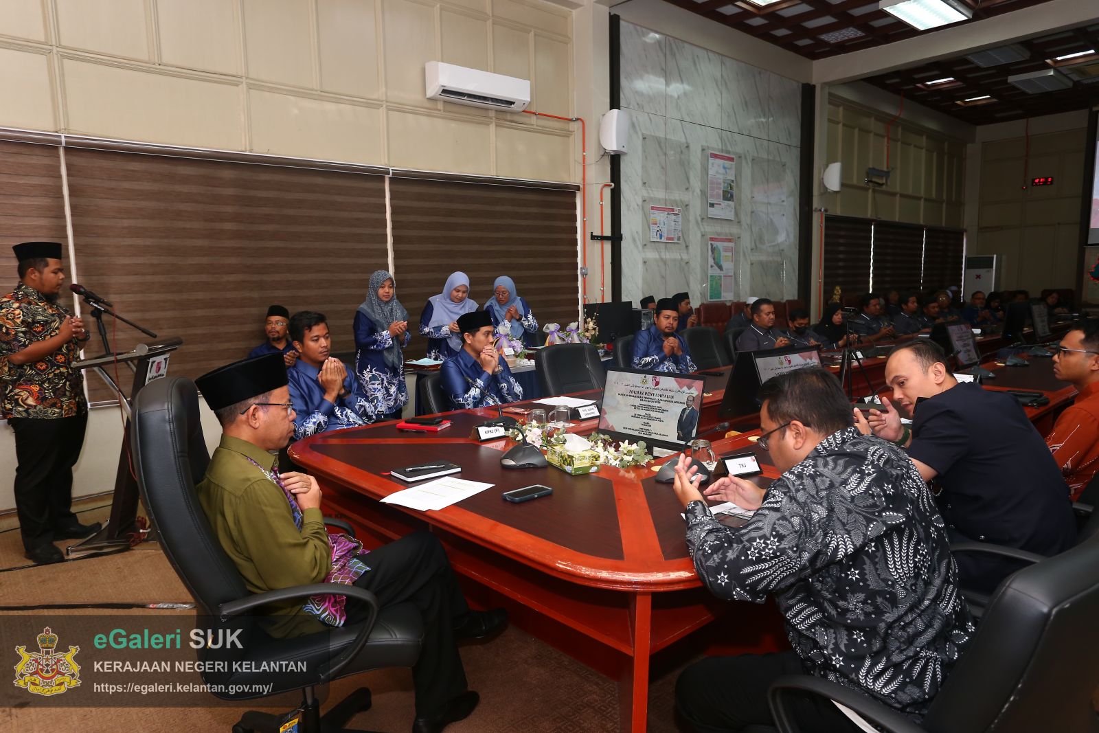 majlis-penyampaian-watikah-pelantikan-penghulu-bagi-jajahan-gua-musang-tahun-2026-3.JPG