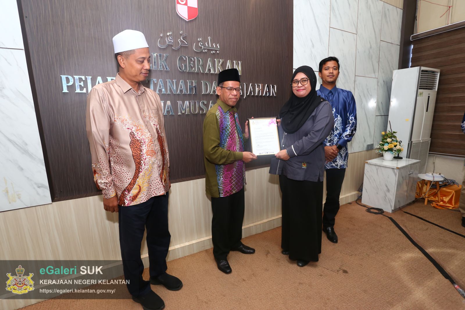 majlis-penyampaian-watikah-pelantikan-penghulu-bagi-jajahan-gua-musang-tahun-2026-37.JPG