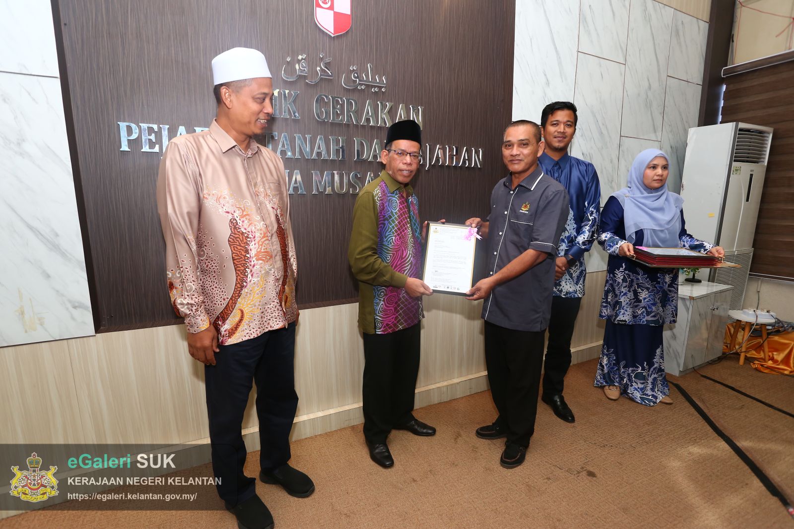 majlis-penyampaian-watikah-pelantikan-penghulu-bagi-jajahan-gua-musang-tahun-2026-39.JPG