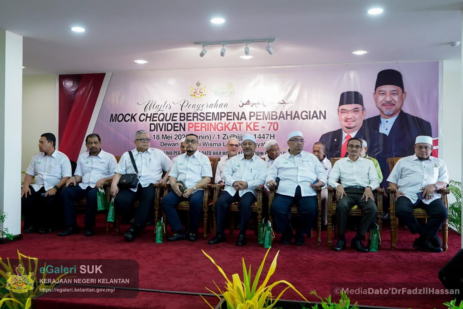 majlis-penyerahan-mock-cheque-dan-slip-dividen-peserta-ladang-rakyat-peringkat-ke70-16.jpg
