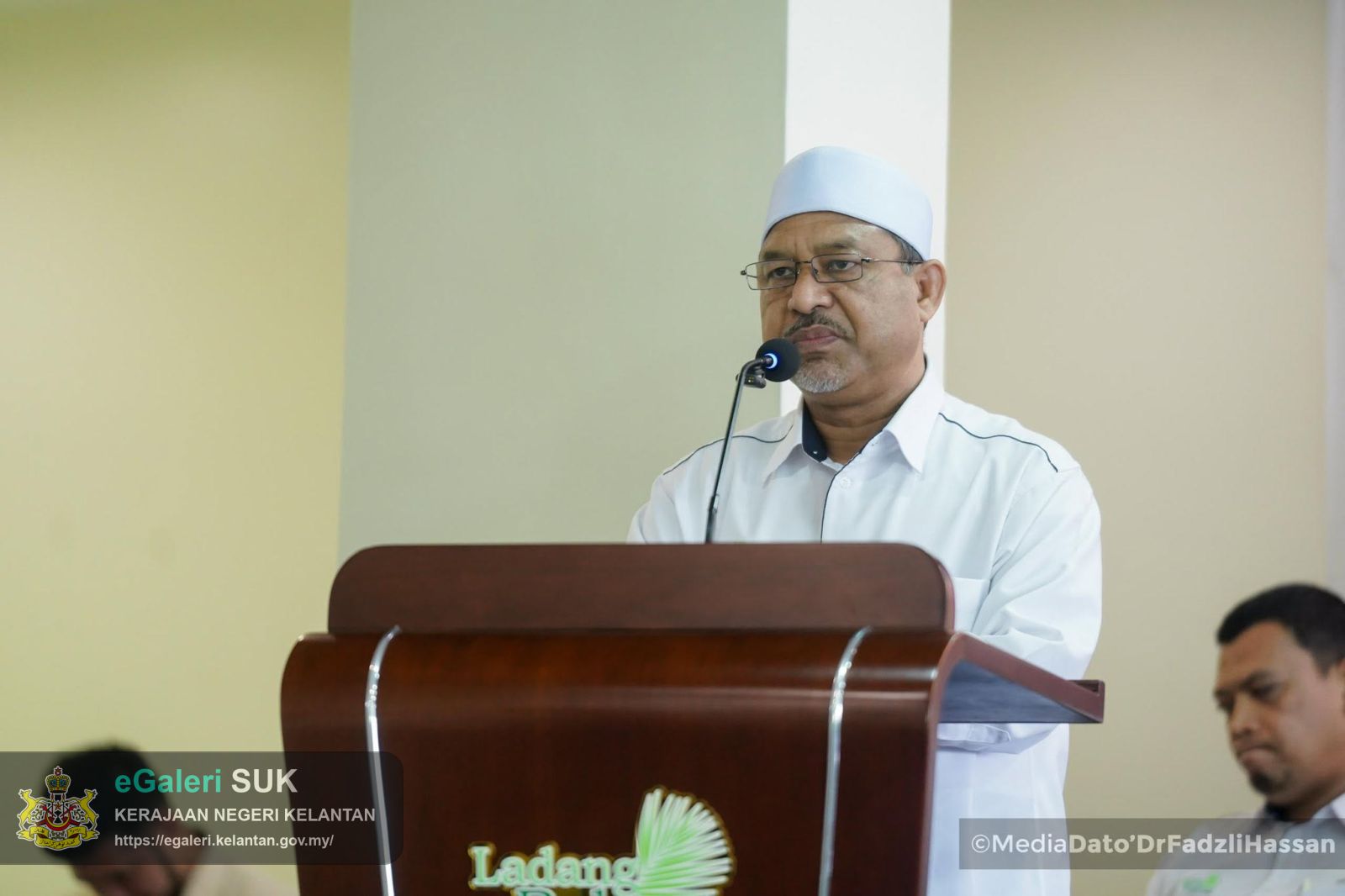 majlis-penyerahan-mock-cheque-dan-slip-dividen-peserta-ladang-rakyat-peringkat-ke70-7.jpg