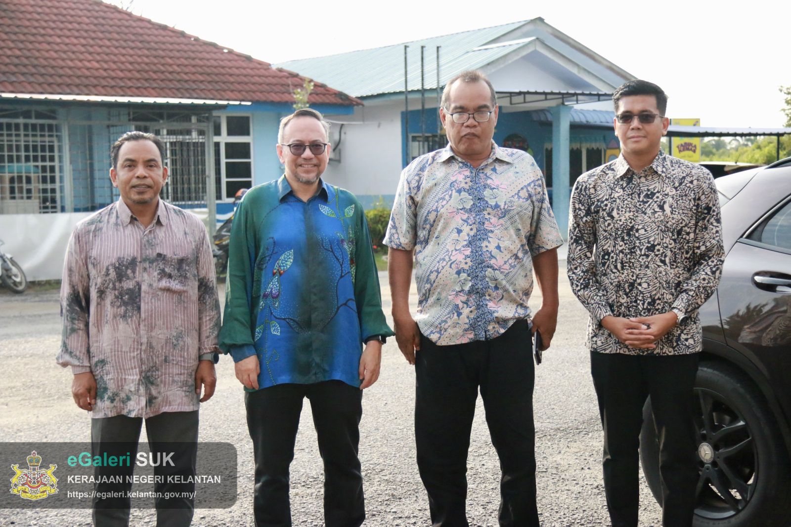 majlis-penyerahan-pukat-dan-lawatan-tapak-projek-pemerkasaan-ekonomi-nelayan-b40-di-penempatan-semula-nelayan-tok-bali-1.JPG
