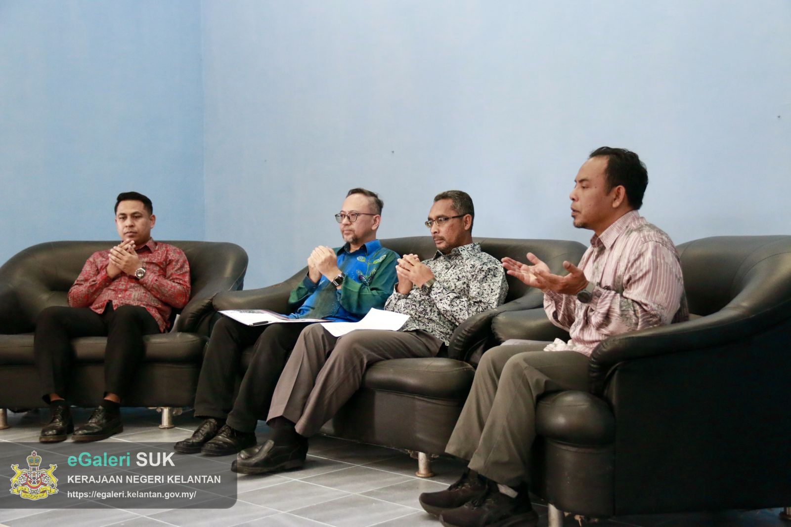 majlis-penyerahan-pukat-dan-lawatan-tapak-projek-pemerkasaan-ekonomi-nelayan-b40-di-penempatan-semula-nelayan-tok-bali-10.JPG
