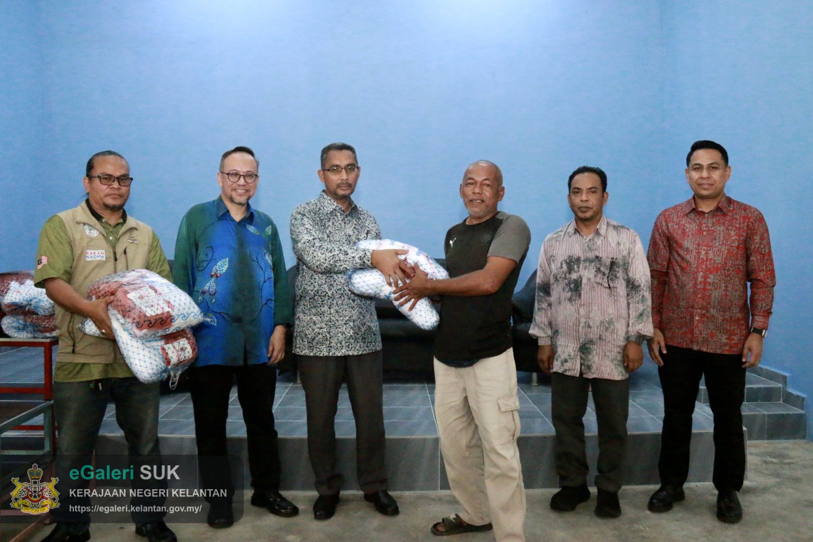 majlis-penyerahan-pukat-dan-lawatan-tapak-projek-pemerkasaan-ekonomi-nelayan-b40-di-penempatan-semula-nelayan-tok-bali-22.JPG