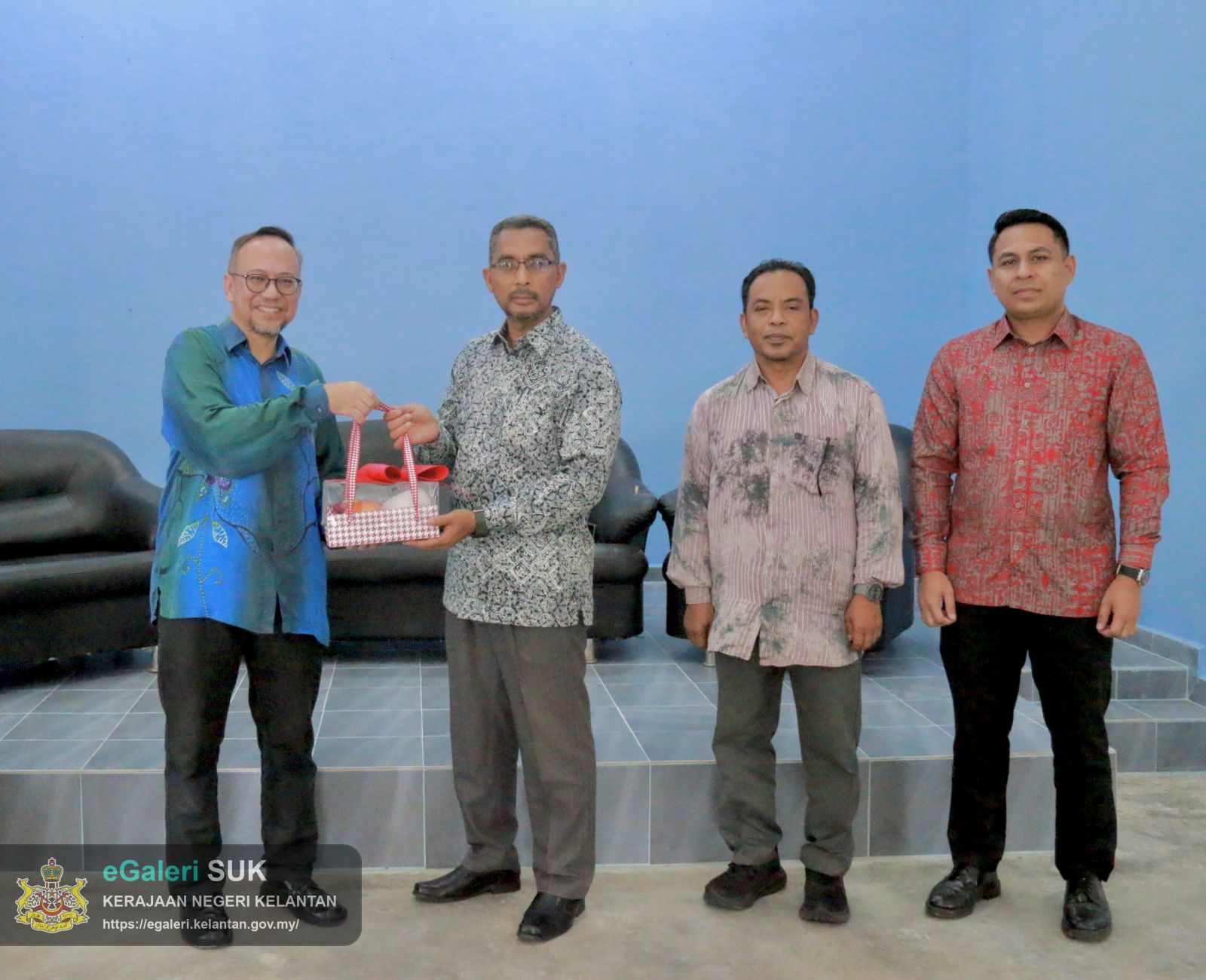 majlis-penyerahan-pukat-dan-lawatan-tapak-projek-pemerkasaan-ekonomi-nelayan-b40-di-penempatan-semula-nelayan-tok-bali-34.JPG