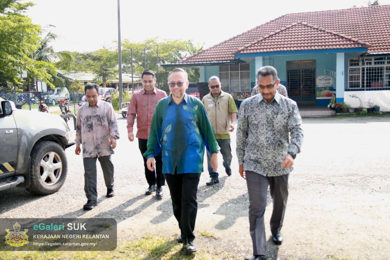 majlis-penyerahan-pukat-dan-lawatan-tapak-projek-pemerkasaan-ekonomi-nelayan-b40-di-penempatan-semula-nelayan-tok-bali-4.JPG