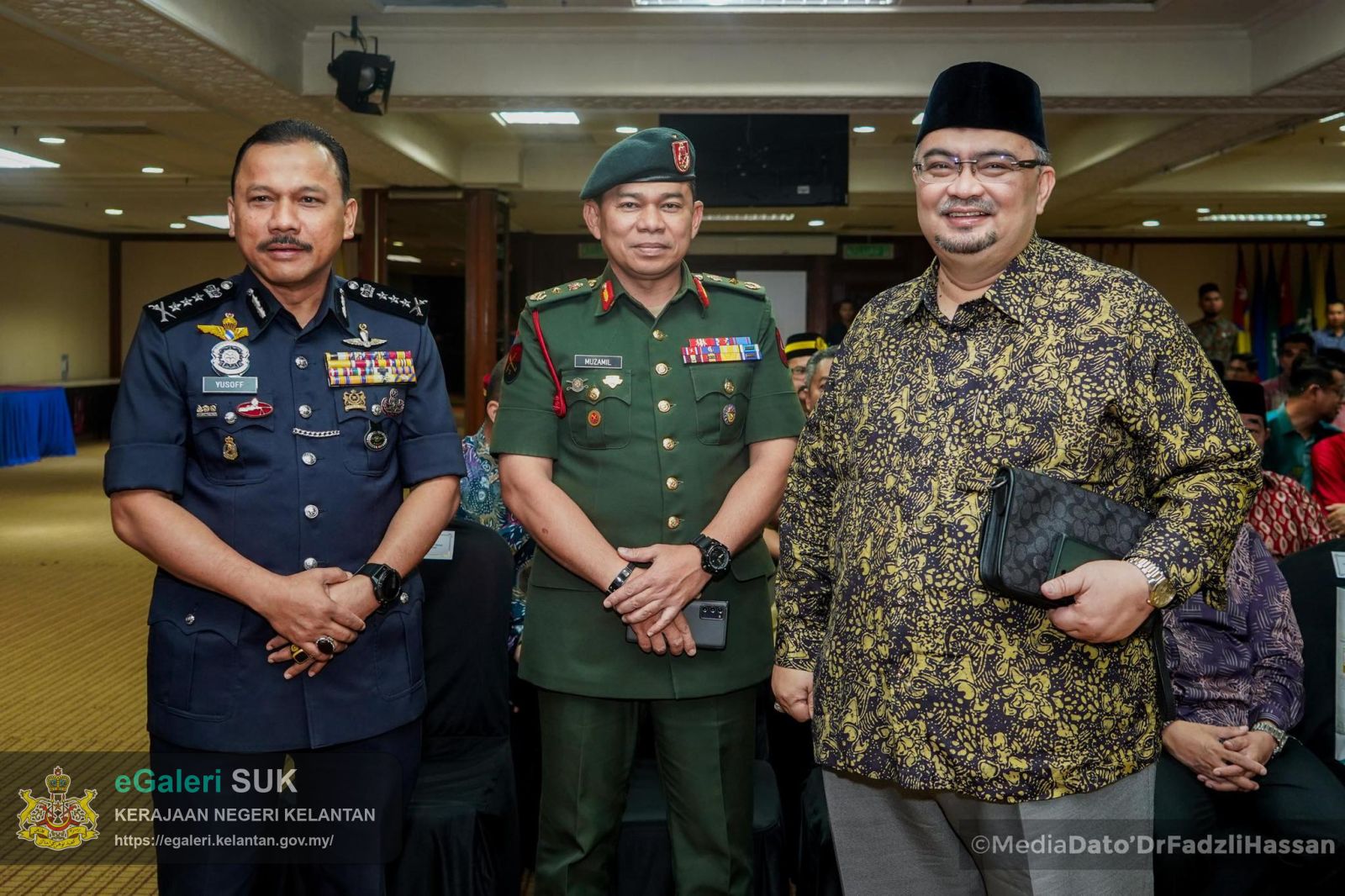 majlis-penyerahan-sumbangan-kuih-hari-raya-aidilfitri-1446h2025m-6.jpg