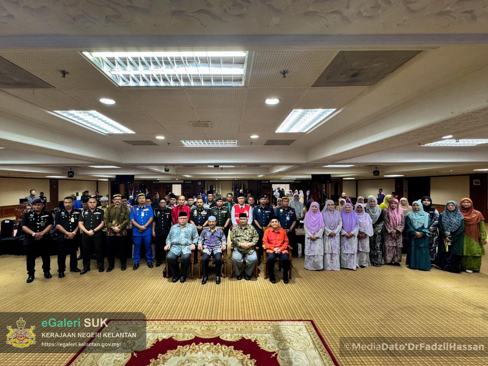 majlis-penyerahan-sumbangan-kuih-hari-raya-aidilfitri-1446h2025m-7.jpg