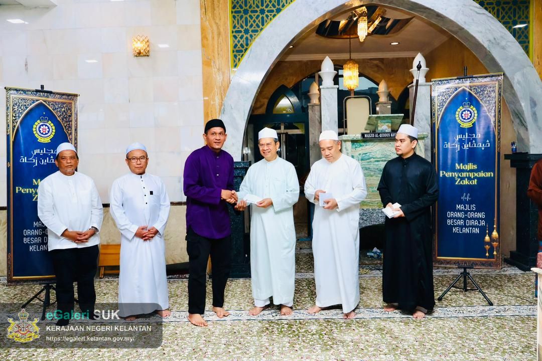 majlis-penyerahan-zakat-melalui-mob-di-masjid-alquddus-mukim-paya-bemban-kota-bharu-13.jpg