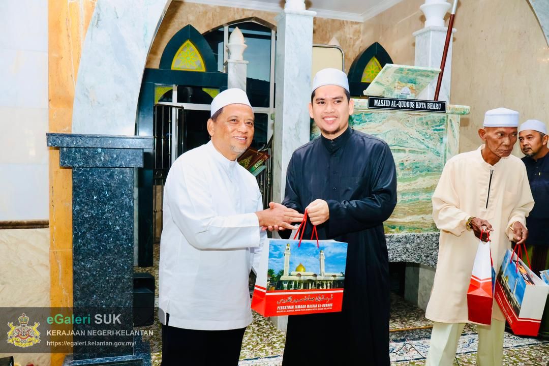 majlis-penyerahan-zakat-melalui-mob-di-masjid-alquddus-mukim-paya-bemban-kota-bharu-22.jpg