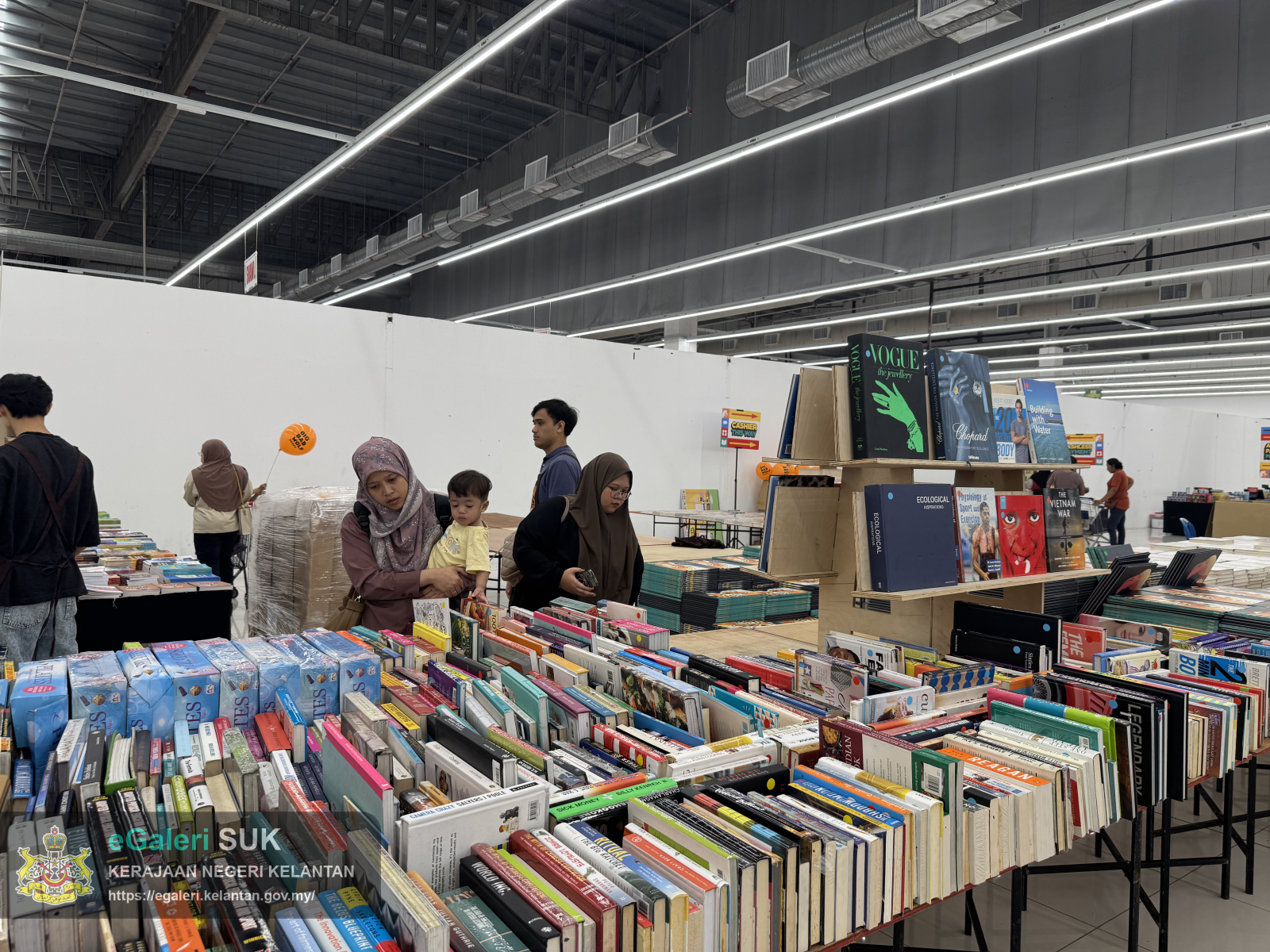 majlis-perasmian-big-bad-wolf-books-kota-bharu-2026-13.png