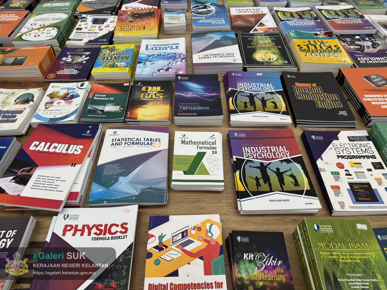 majlis-perasmian-big-bad-wolf-books-kota-bharu-2026-16.png