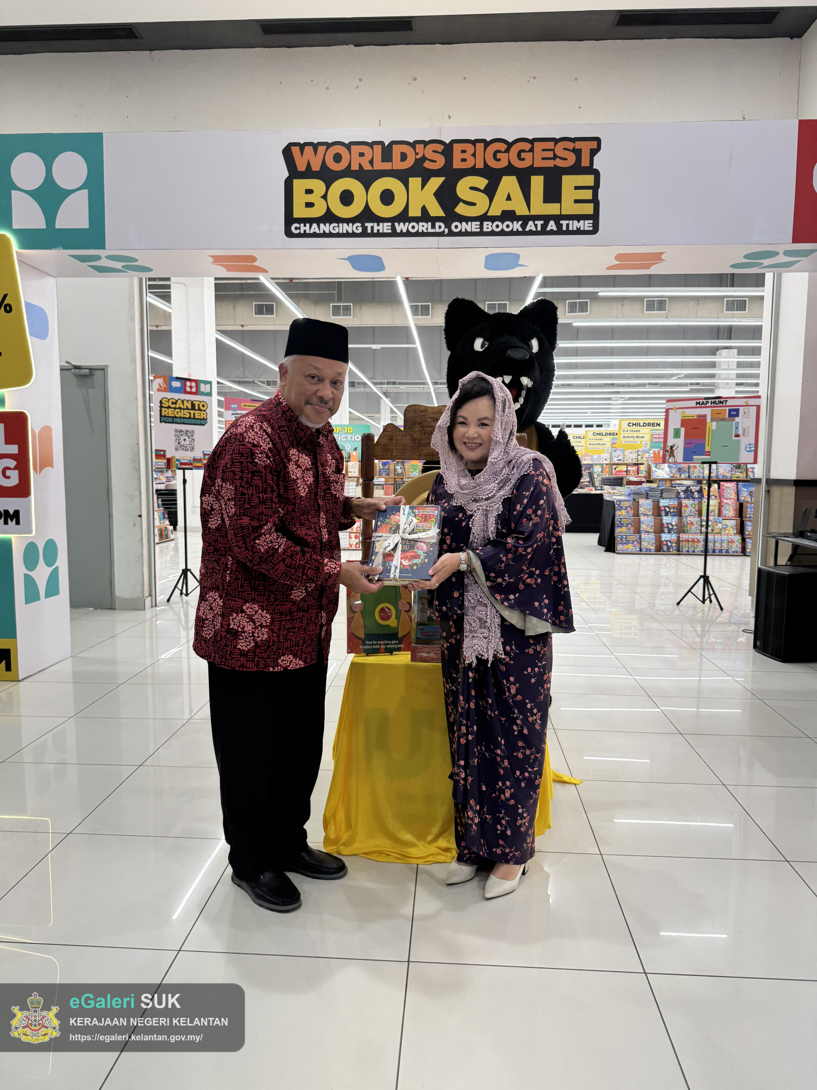 majlis-perasmian-big-bad-wolf-books-kota-bharu-2026-4.png