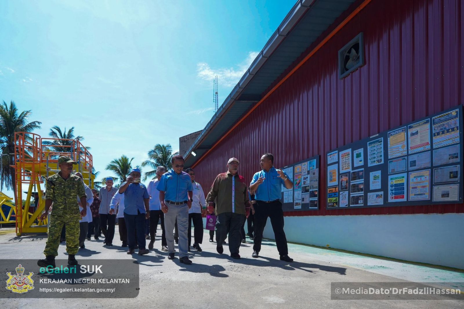 majlis-perasmian-dan-pelancaran-yard-petronaim-sdn-bhd-3.jpg