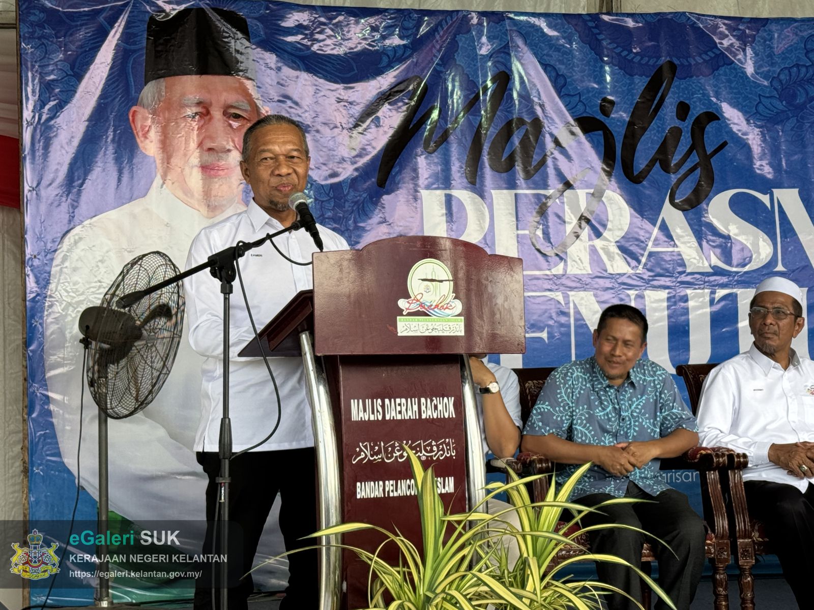 majlis-perasmian-penutup-pesta-wau-kebangsaan-kelantan-kali-ke43-1.jpg