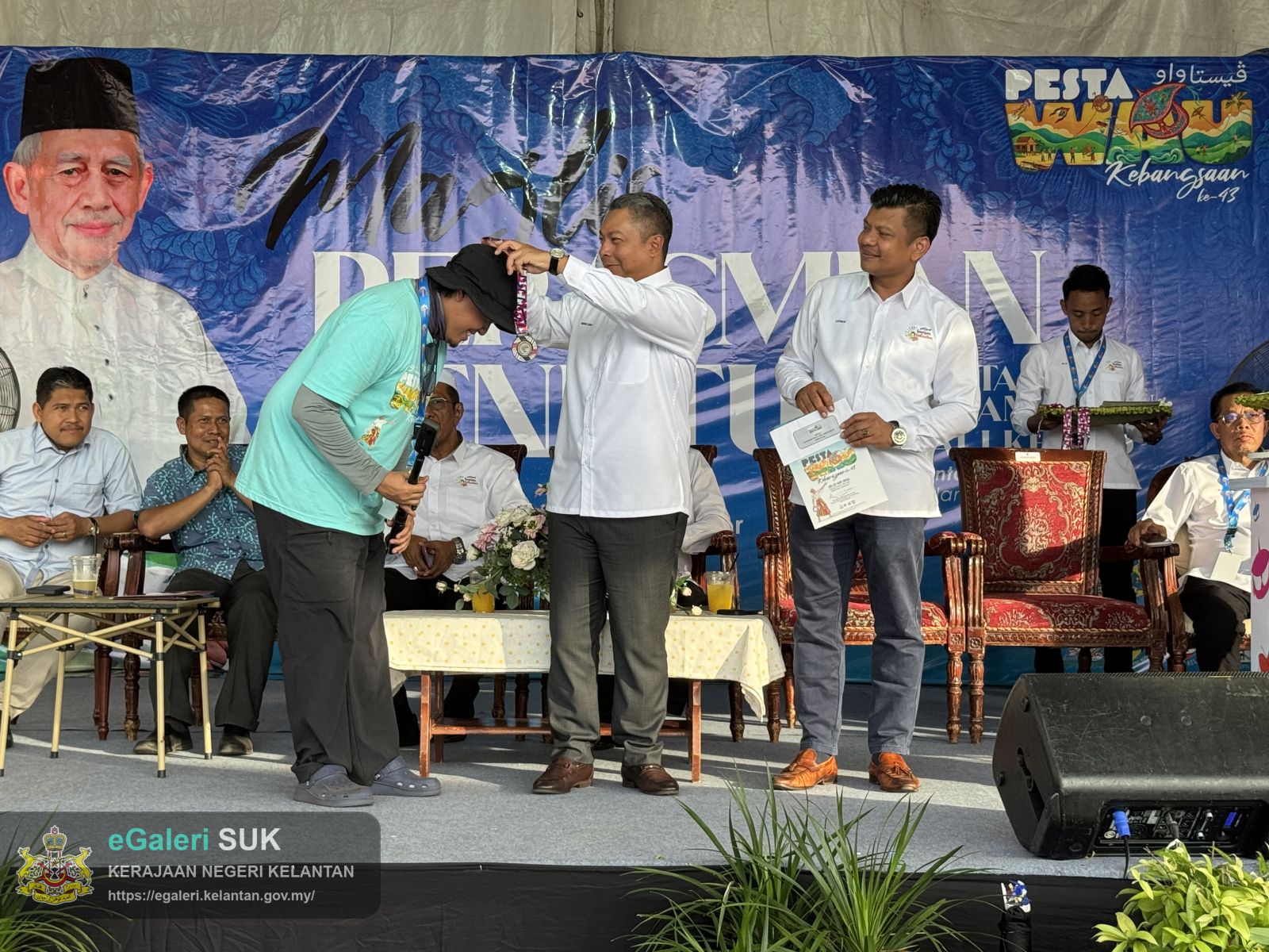 majlis-perasmian-penutup-pesta-wau-kebangsaan-kelantan-kali-ke43-12.jpg