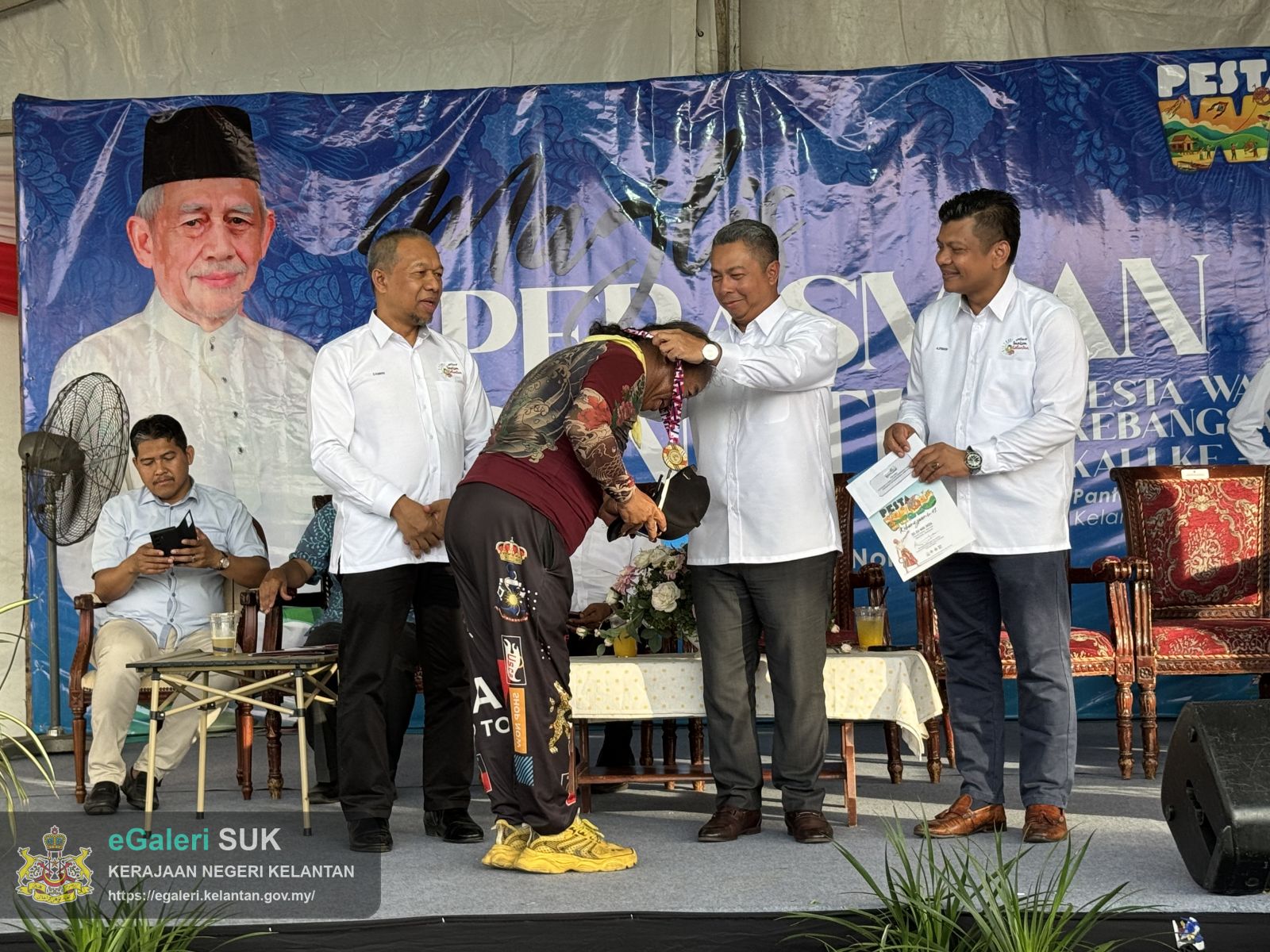 majlis-perasmian-penutup-pesta-wau-kebangsaan-kelantan-kali-ke43-14.jpg