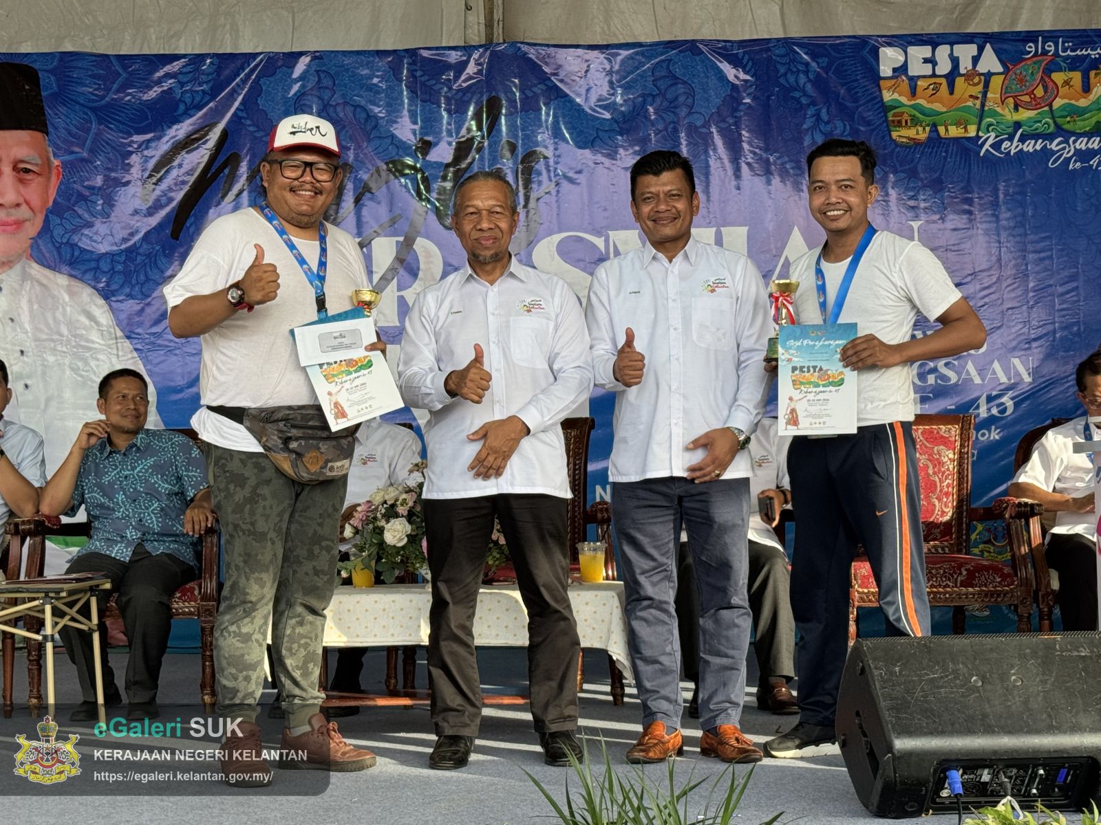 majlis-perasmian-penutup-pesta-wau-kebangsaan-kelantan-kali-ke43-8.jpg