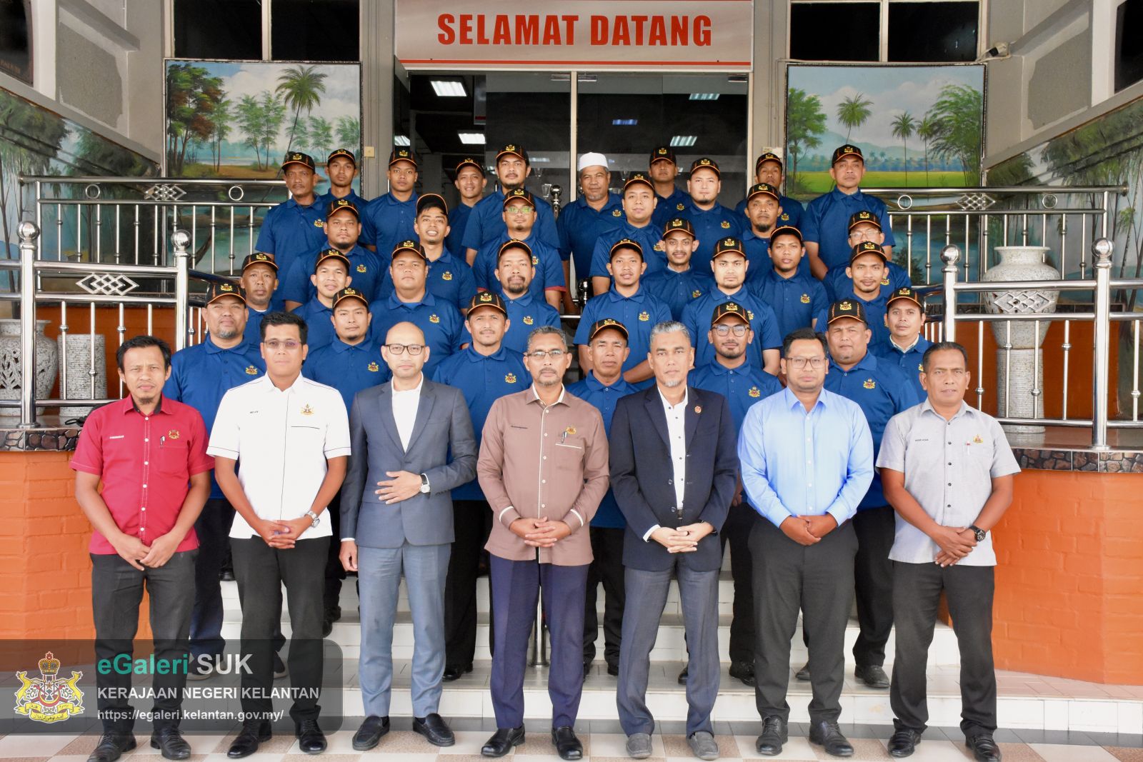 majlis-perjumpaan-yabrs-ketua-jajahan-pasir-puteh-merangkap-yang-dipertua-majlis-daerah-pasir-puteh-bersama-peserta-kontinjen-perbarisan-hari-kebangsaan-malaysia-2026-22.JPG