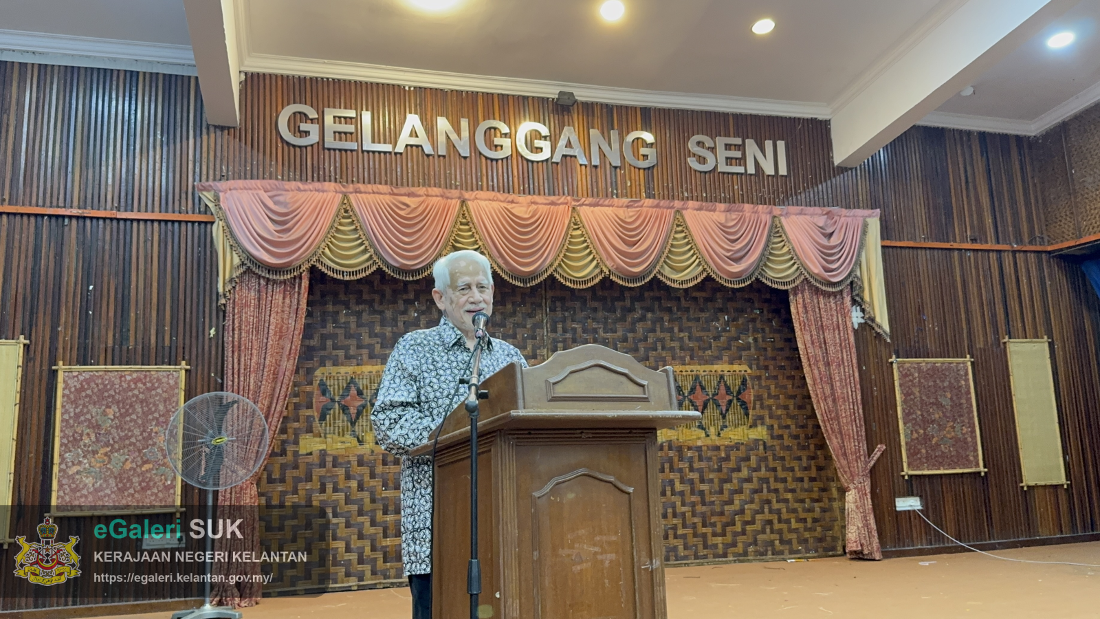 malam-aspirasi-cahaya-mata-anak-kelantan-serta-penghargaan-pameran-seni-fotografi-eric-lee-11.png