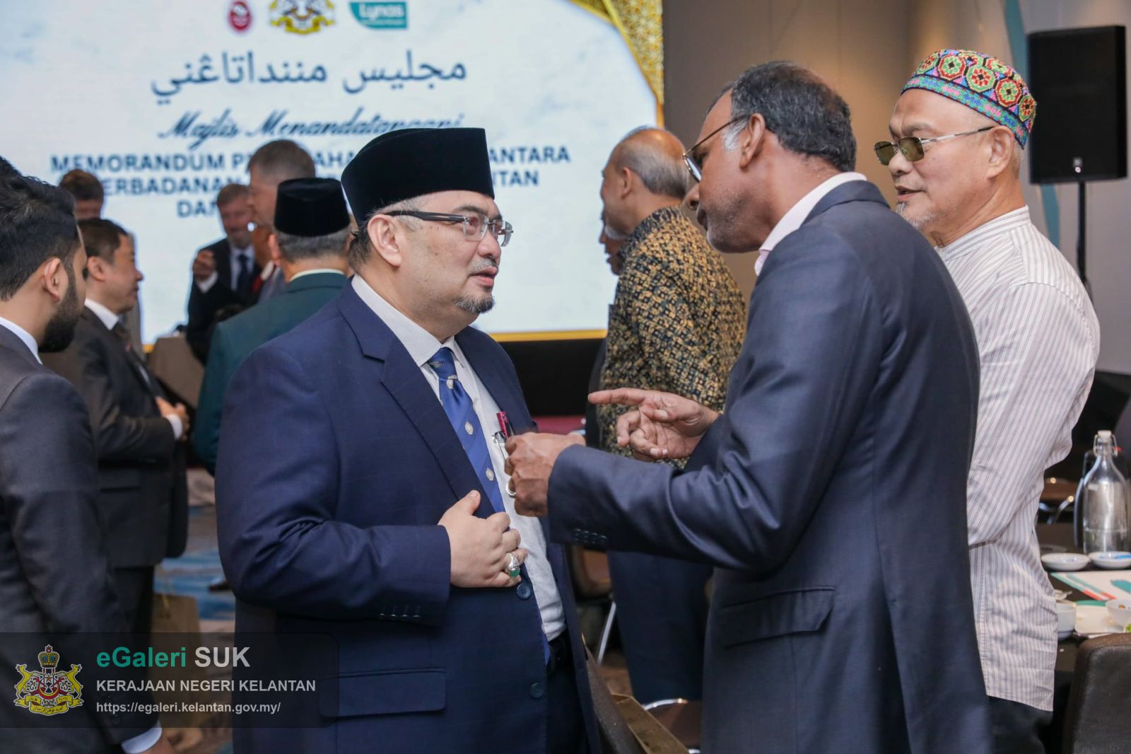 memorandum-persefahaman-mou-antara-perbadanan-menteri-besar-kelantan-pmbk-bersama-lynas-malaysia-sdn-bhd-2.jpg