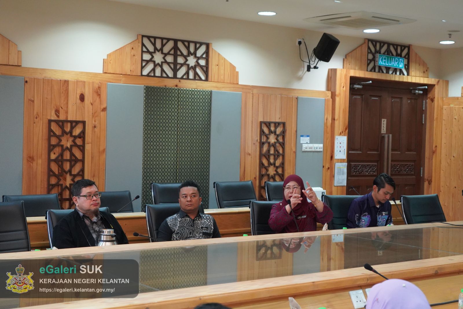 mesyuarat-penyelarasan-bagi-pembinaan-jalan-bagi-projek-pembangunan-bandar-peranginan-tanah-tinggi-di-gunung-chamah-mukim-ulu-nenggiri-daerah-bertam-jajahan-gua-musang-kelantan-3.JPG