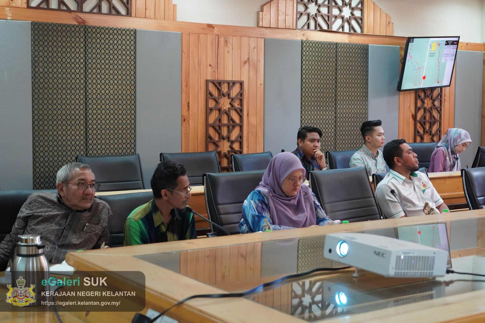 mesyuarat-penyelarasan-bagi-pembinaan-jalan-bagi-projek-pembangunan-bandar-peranginan-tanah-tinggi-di-gunung-chamah-mukim-ulu-nenggiri-daerah-bertam-jajahan-gua-musang-kelantan-5.JPG
