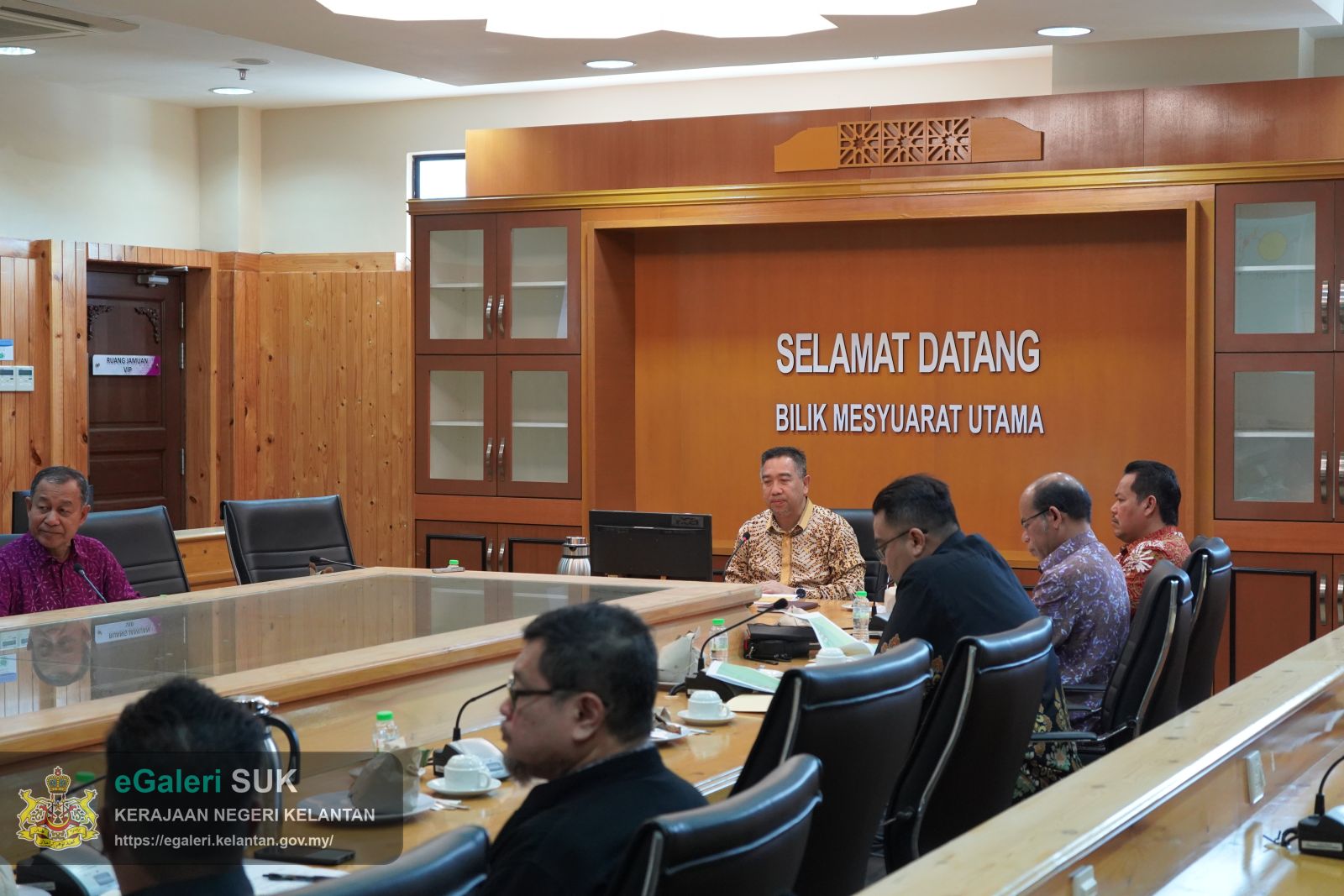 mesyuarat-penyelarasan-bagi-pembinaan-jalan-bagi-projek-pembangunan-bandar-peranginan-tanah-tinggi-di-gunung-chamah-mukim-ulu-nenggiri-daerah-bertam-jajahan-gua-musang-kelantan-8.JPG