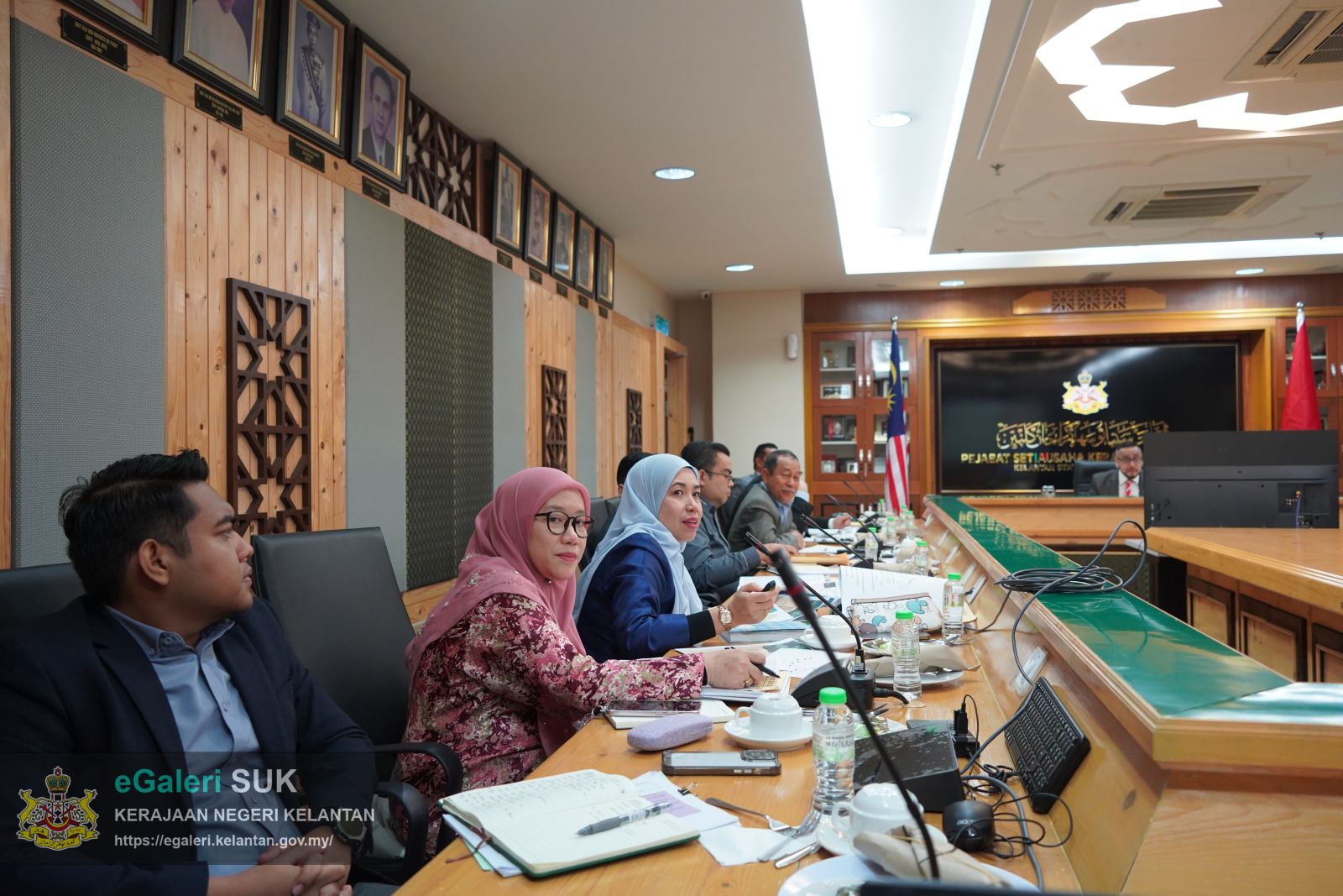 mesyuarat-penyelarasan-infrastruktur-jalan-bagi-projek-pembangunan-tanah-tinggi-di-gunung-chamah-mukim-ulu-nenggiri-daerah-bertam-jajahan-gua-musang-kelantan-3.JPG