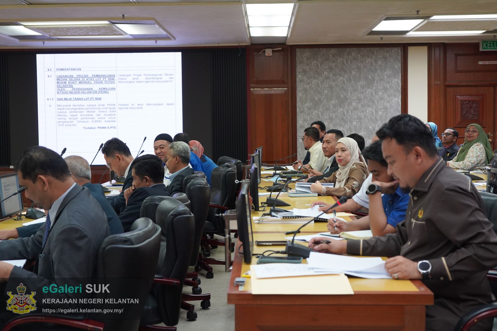 mesyuarat-penyelarasan-pembangunan-madinah-alriadah-bukit-merbau-kompleks-sukan-bukit-merbau-bil-12026-4.JPG