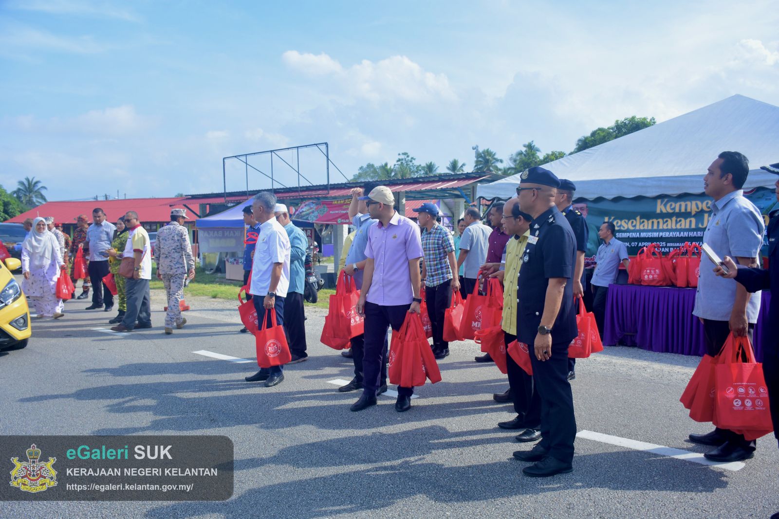 kempen-keselamatan-jalan-raya-sempena-musim-perayaan-hari-raya-aidilfitri-1446h-peringkat-jajahan-pasir-puteh-20.JPG