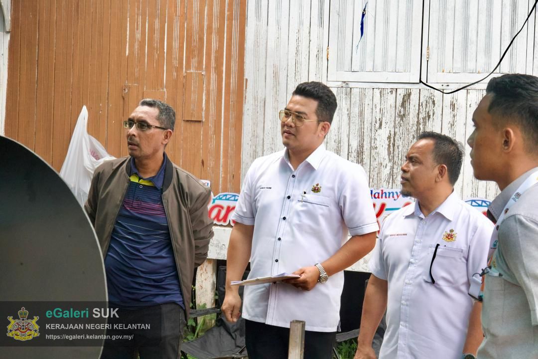 lawatan-rasmi-ketua-jajahan-pasir-puteh-2.jpg