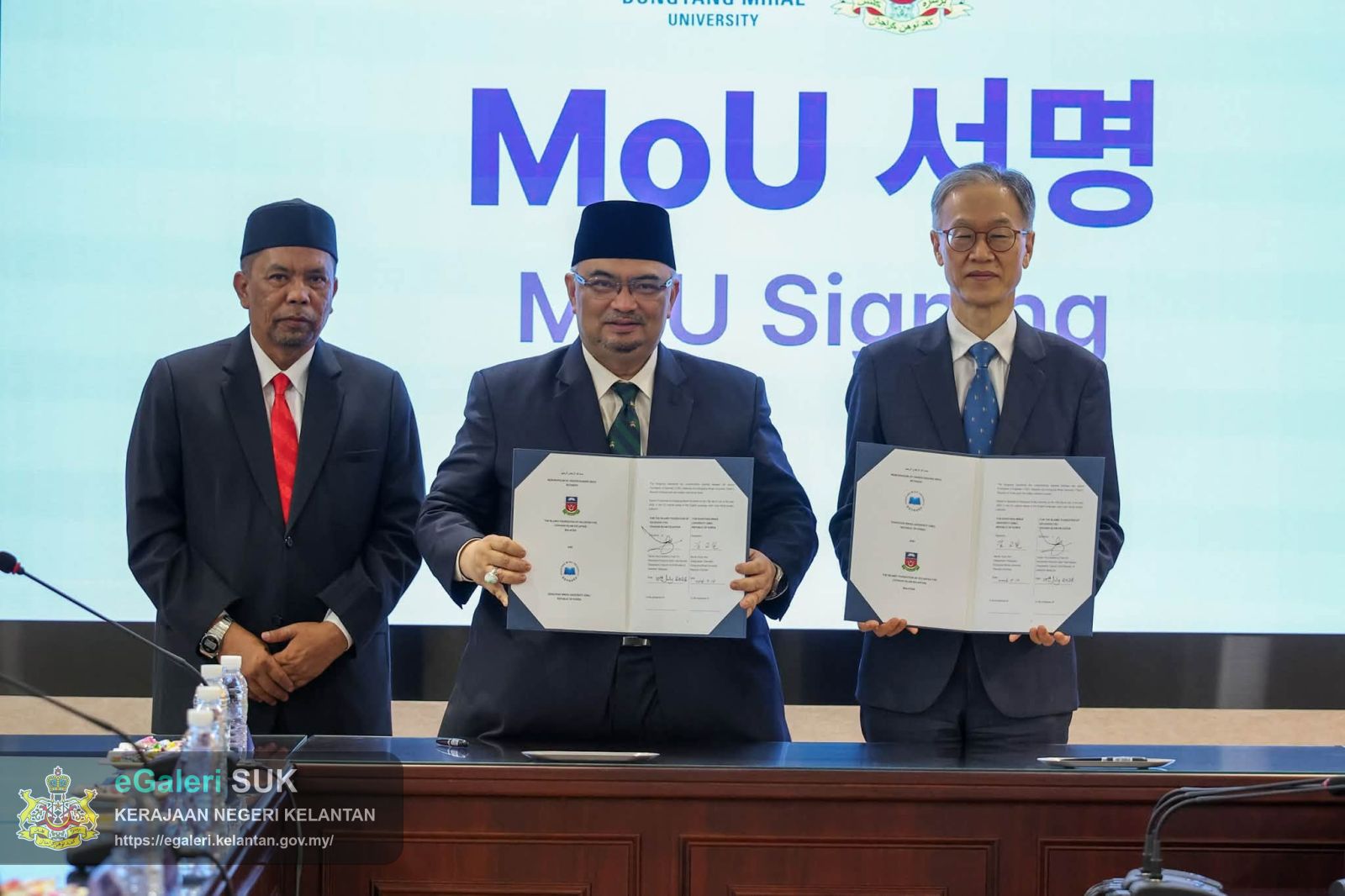 pemeteraian-memorandum-persefahaman-mou-antara-dongyang-mirae-university-seoul-dengan-kerajaan-negeri-kelantan-1.jpg