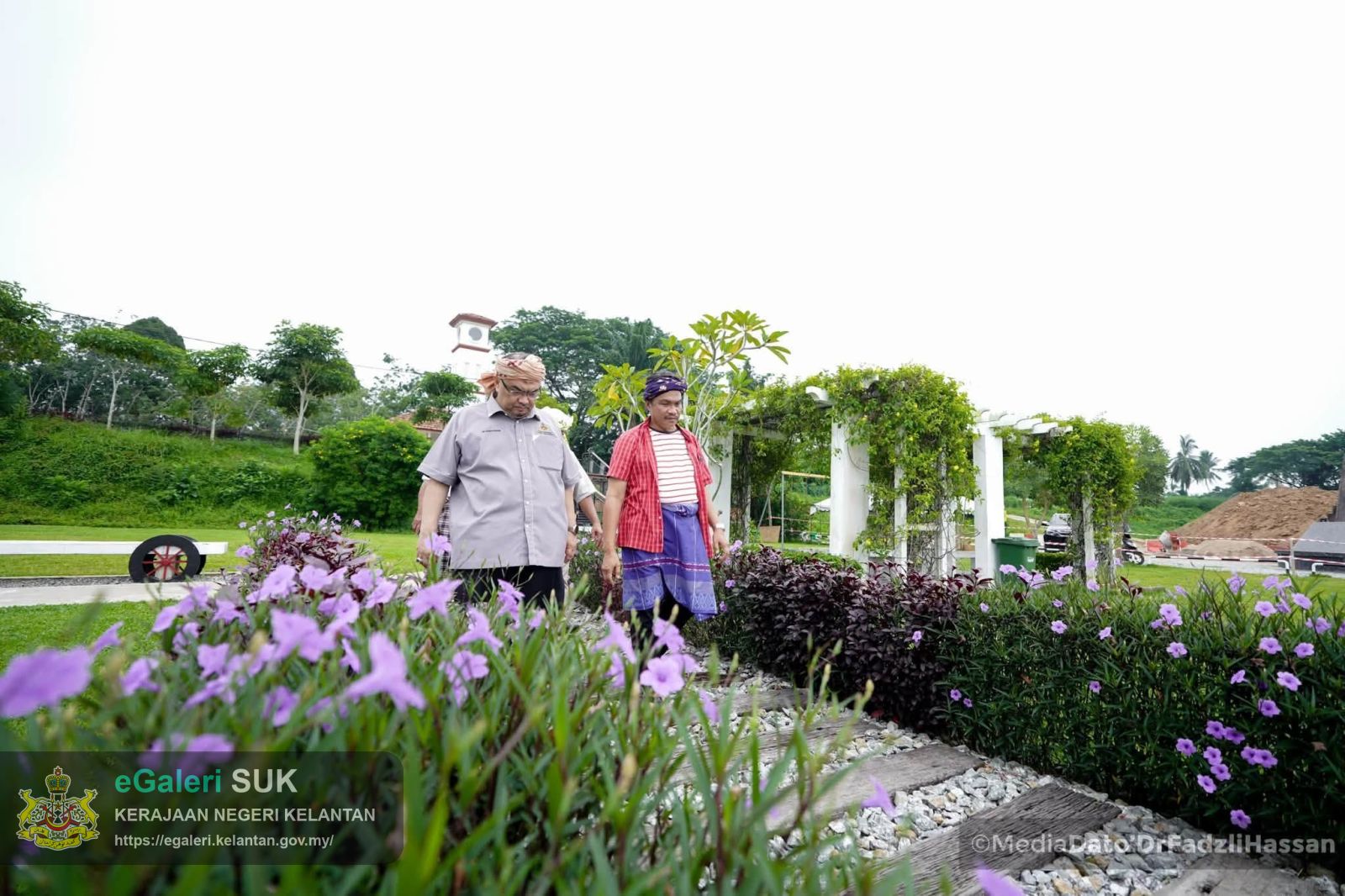 peninjauan-perkembangan-kerjakerja-penambahbaikan-di-kawasan-jambatan-guillemard-1.jpg