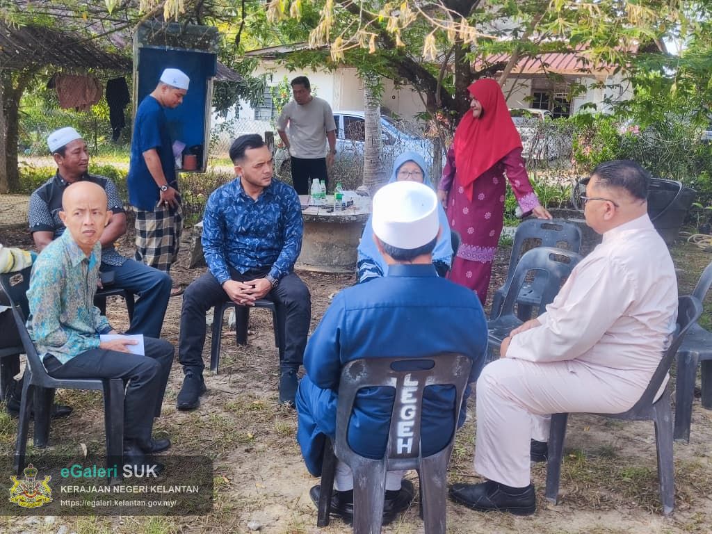 penyampaian-bantuan-kepada-mangsa-kebakaran-3.jpeg