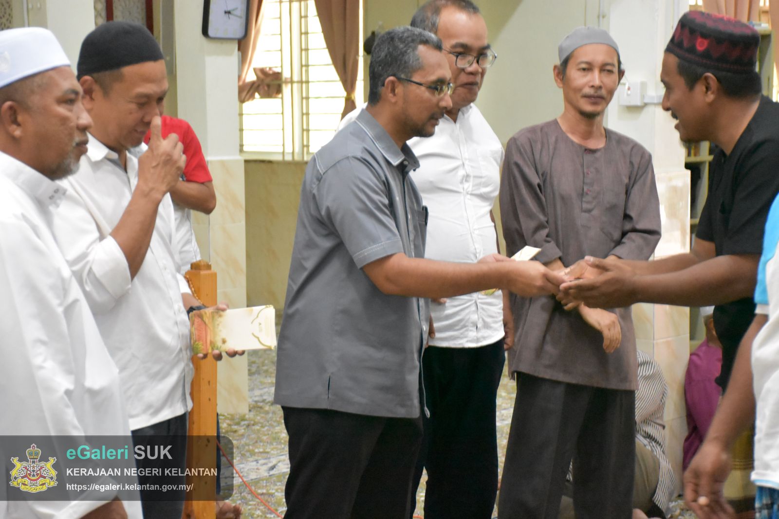 penyampaian-zakat-asnaf-kerjasama-agrobank-24.jpg