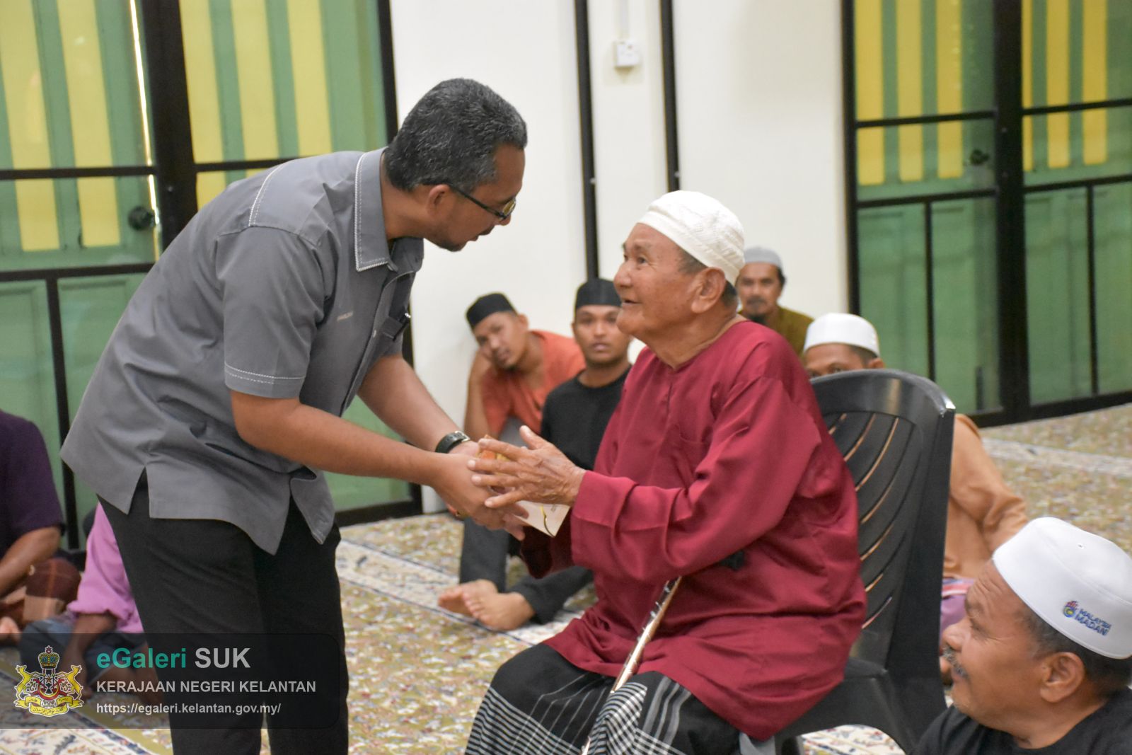 penyampaian-zakat-asnaf-kerjasama-agrobank-31.jpg