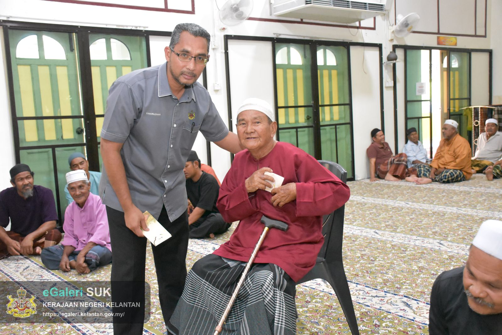 penyampaian-zakat-asnaf-kerjasama-agrobank-32.jpg