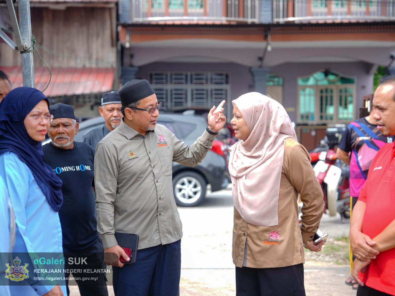 perasmian-karnival-ilmu-dan-komuniti-yang-diadakan-di-perkarangan-perpustakaan-desa-tok-uban-11.png