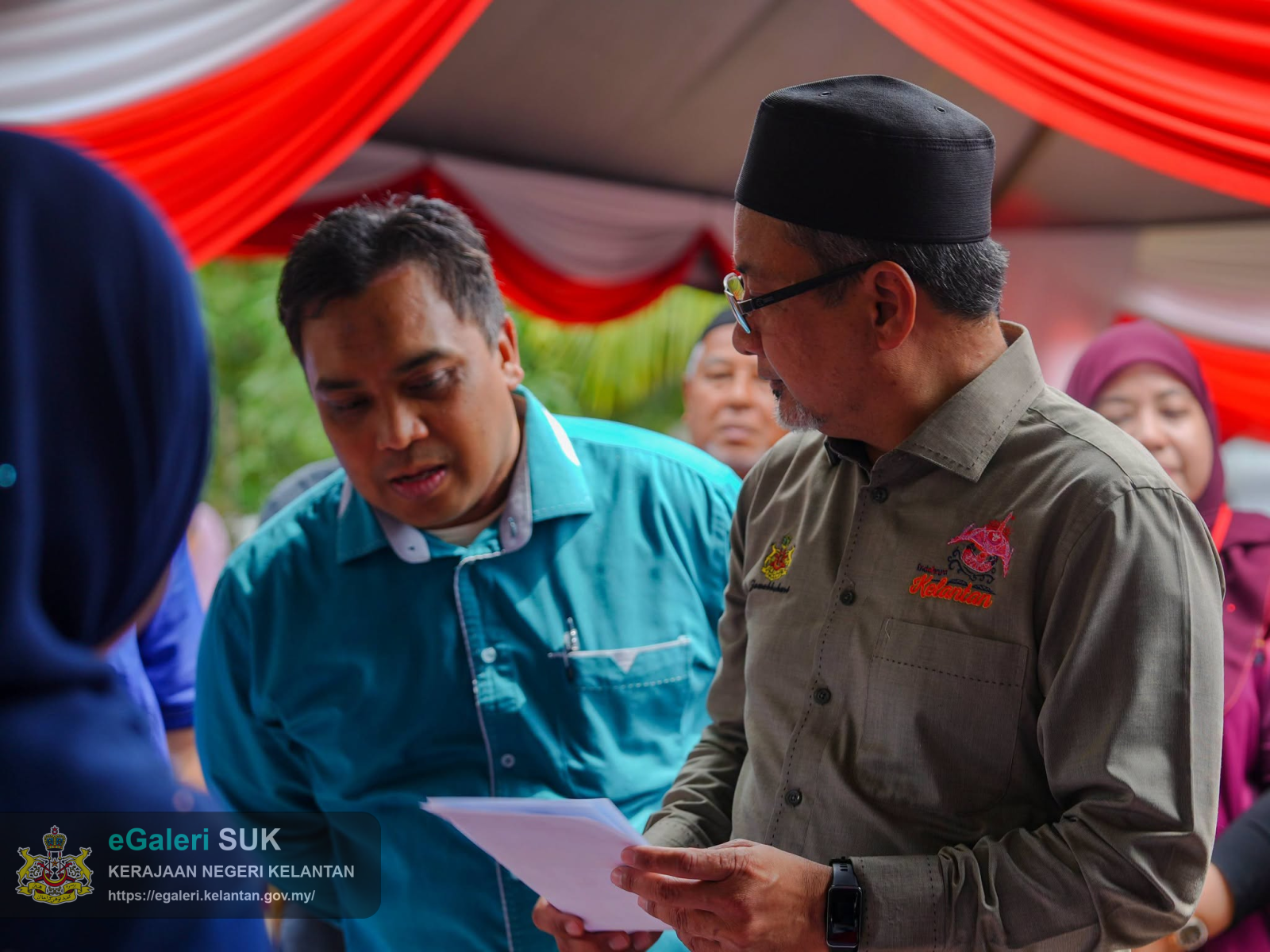 perasmian-karnival-ilmu-dan-komuniti-yang-diadakan-di-perkarangan-perpustakaan-desa-tok-uban-5.png