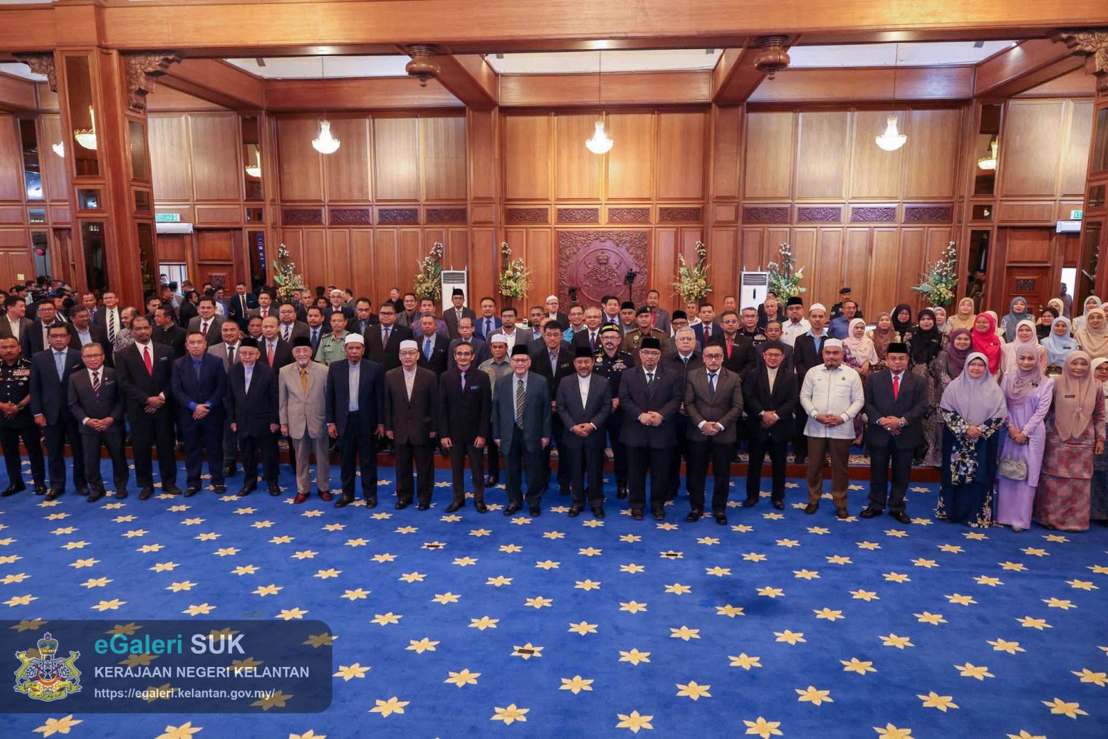 perhimpunan-penjawat-awam-negeri-kelantan-bersama-yab-menteri-besar-kelantan-2.jpg